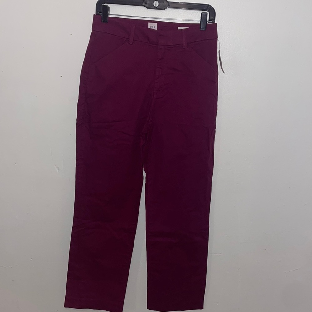 Women’s new Gap pants